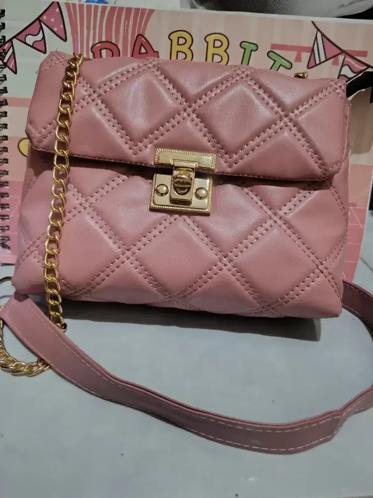 Tas wanita warna pink