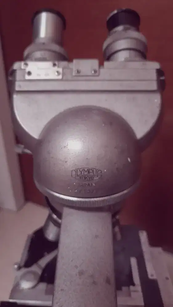 Mikroskop Olympus Jadul untuk koleksi
