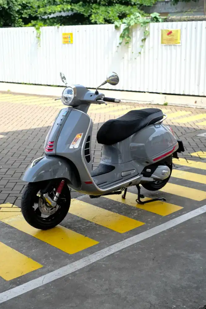 VESPA PIAGGIO GTS 150 SUPER SPORT 2022