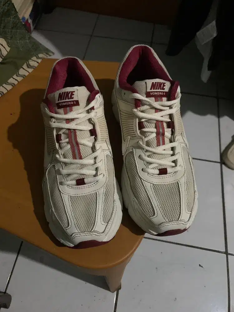 Nike Vomero 5 Valentines Days