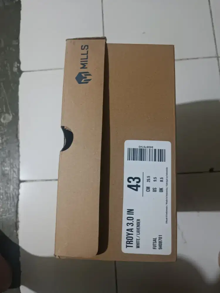 Sepatu Futsal Mills