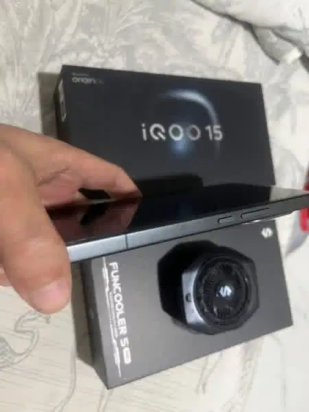 Iqoo 15 Alpha Black