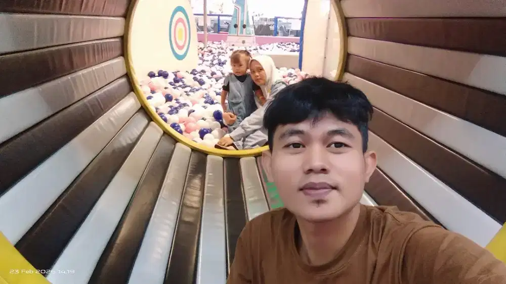 Info lowongan pekerjaan nya dong ka