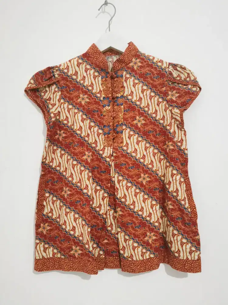 Baju batik anak perempuan