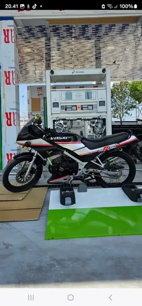 Suzuki RGR 1991 colector item