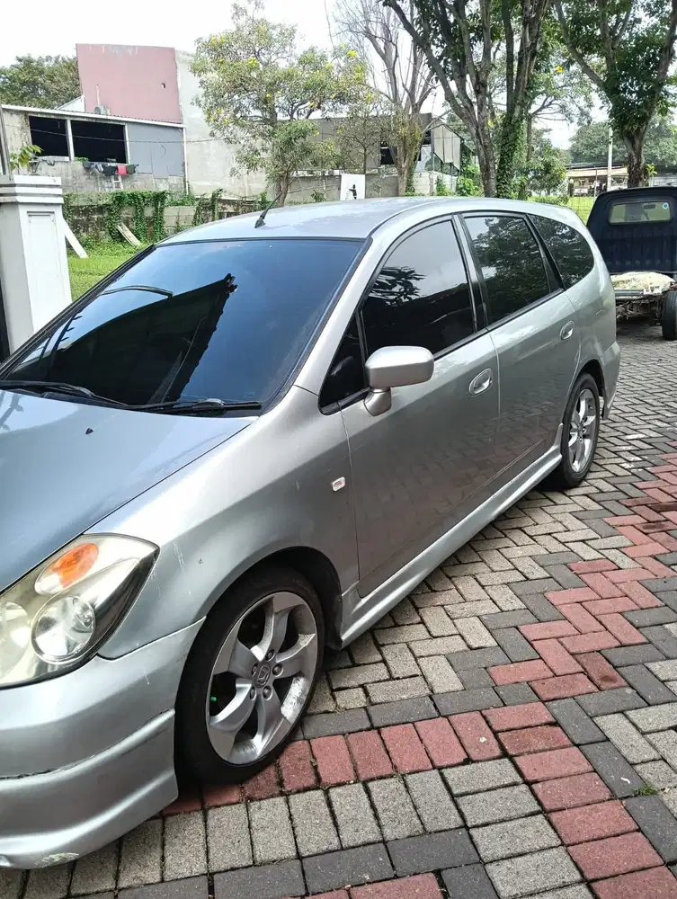 Honda Stream 2005 Bensin
