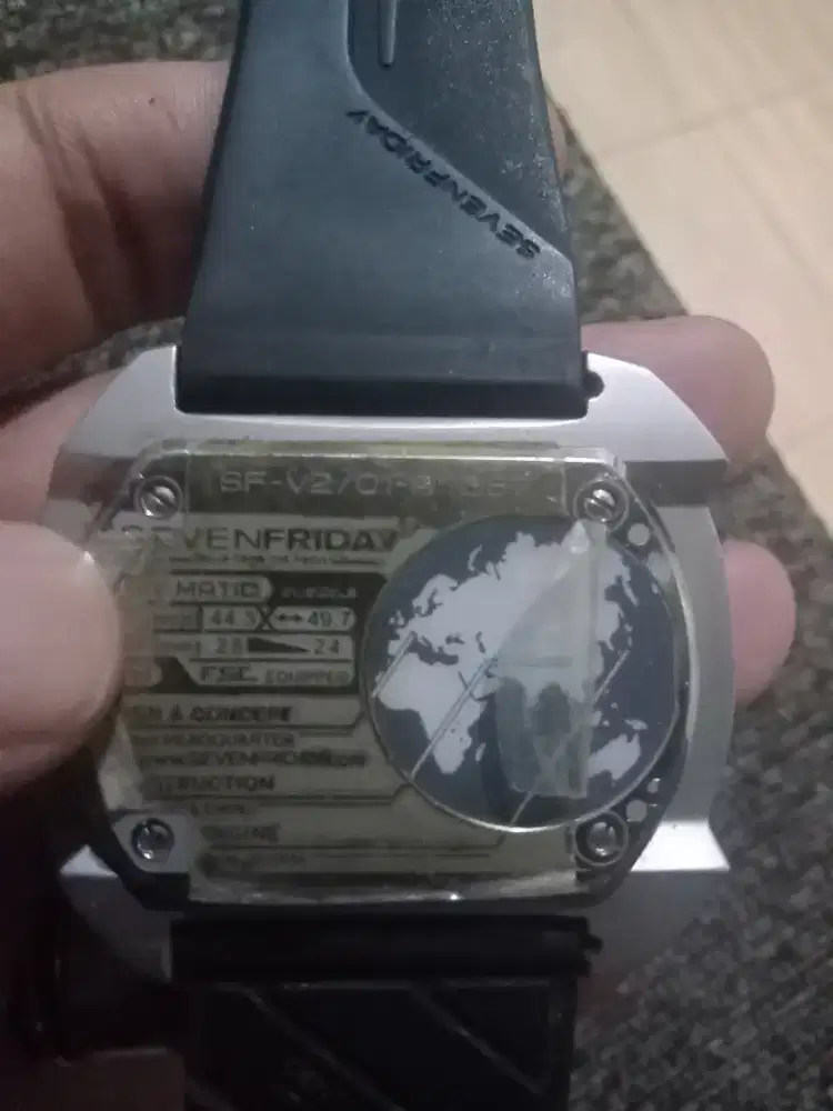 Jam tanggan sevenfriday v2/1