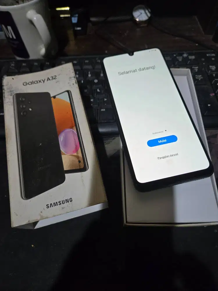Samsung Galaxy A 32 8/128 kondisi normal jaya
