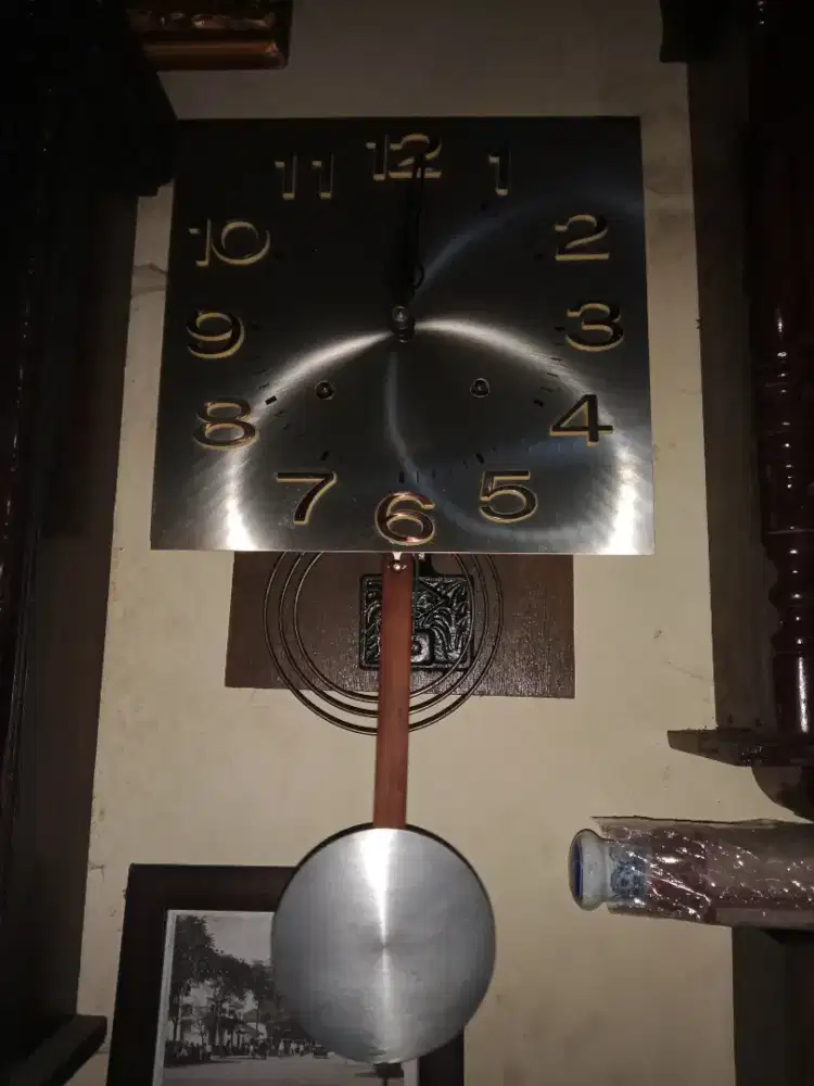 Jam dinding Vintage