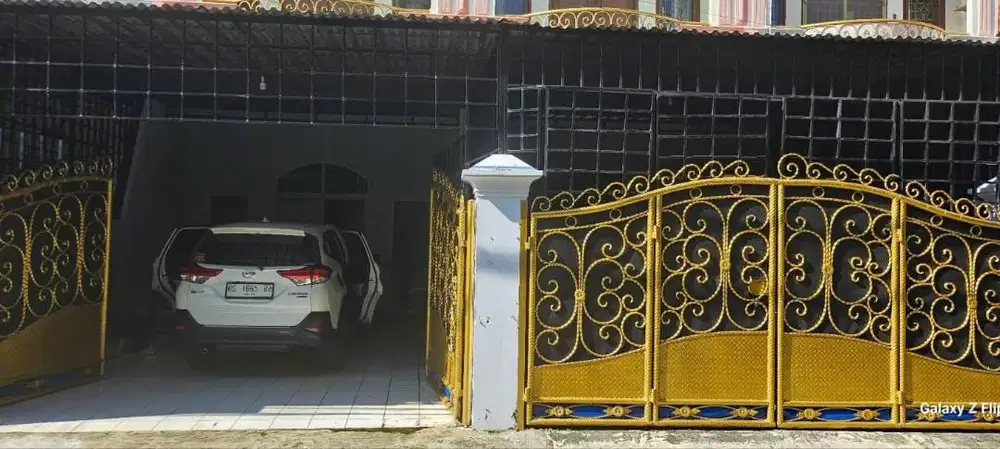DIJUAL RUMAH TOWNHOUSE 3 LANTAI GANDENG ( 2 UNIT JADI 1 ) JL NURI MURA