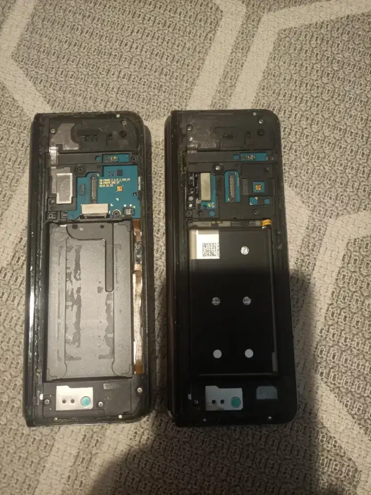 Dijual Samsung z fol 1 tanpa lcd 12/256