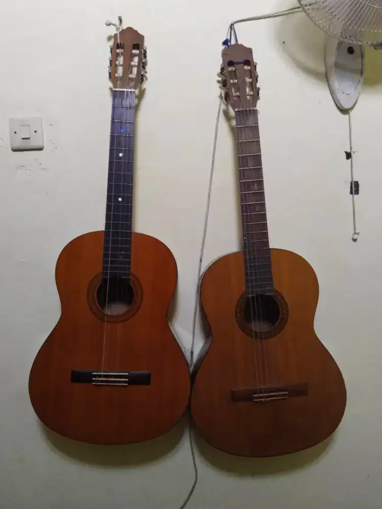 Gitar nilon bekas bagus