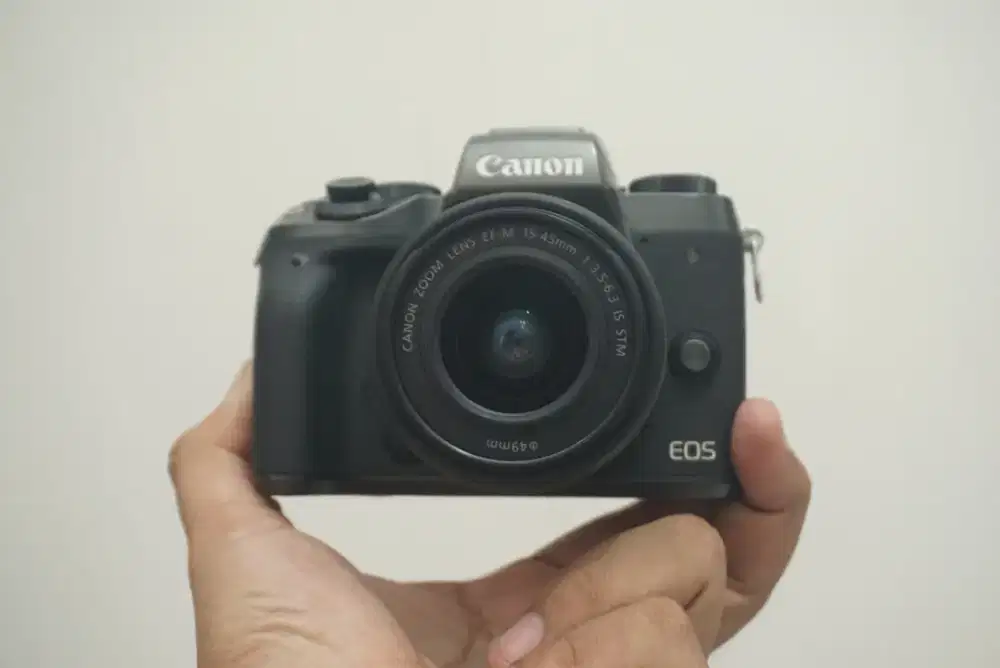 CANON EOS M5 KIT 15-45mm IS STM M 5 Kamera Mirrorless
