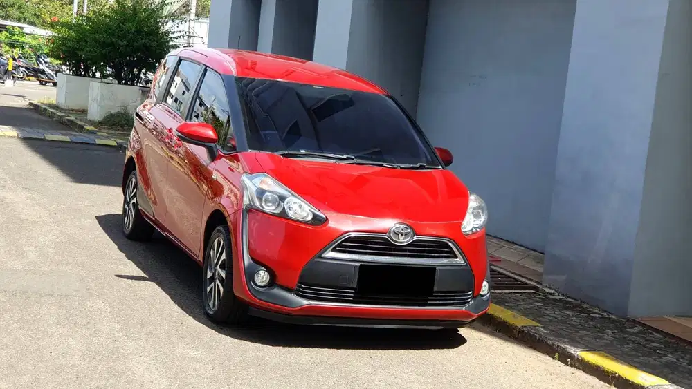 [ GARANSI 5TH ] Toyota Sienta 1.5 V CVT AT 2018 2019