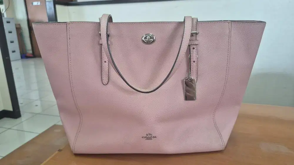 Tas wanita Coach