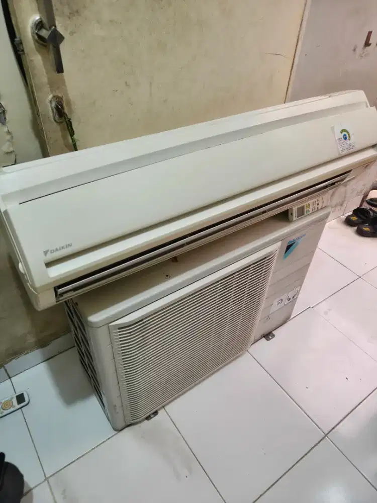 ac daikin thailand 2 pk