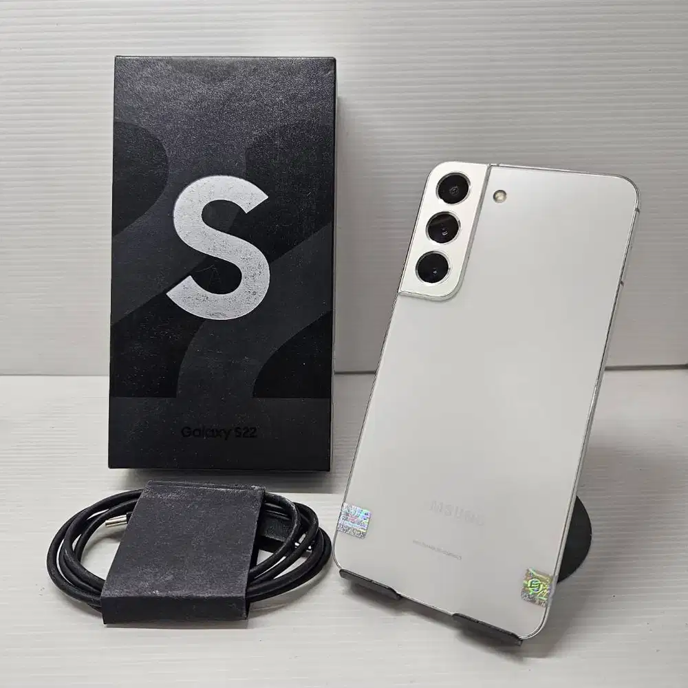 LIKE NEW SAMSUNG GALAXY S22 WHITE 8/128 NO MINUS FULLSET GRESS