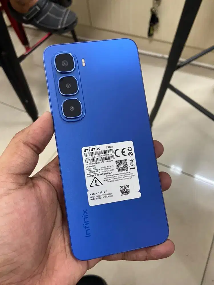 Infinix Hot 60i Ram 12/128gb