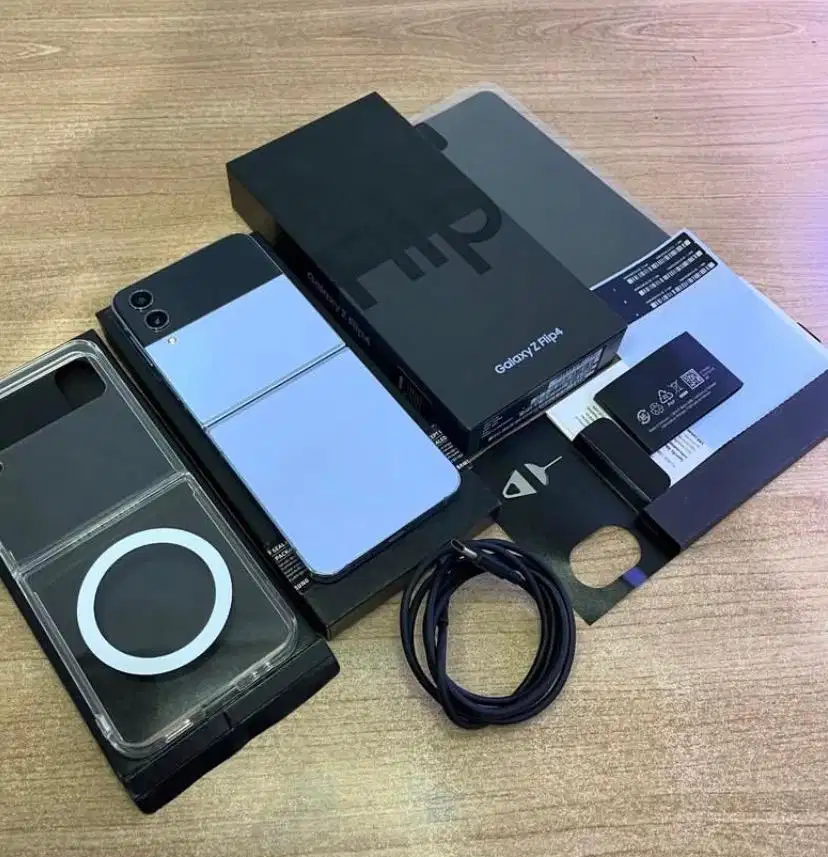 Samsung Z Flip 4 Ram 8/128gb