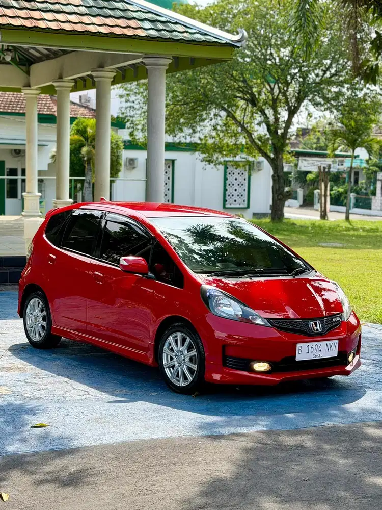 Jazz RS MMC Th 2013 Automatic KM 90rb Istimewa!
