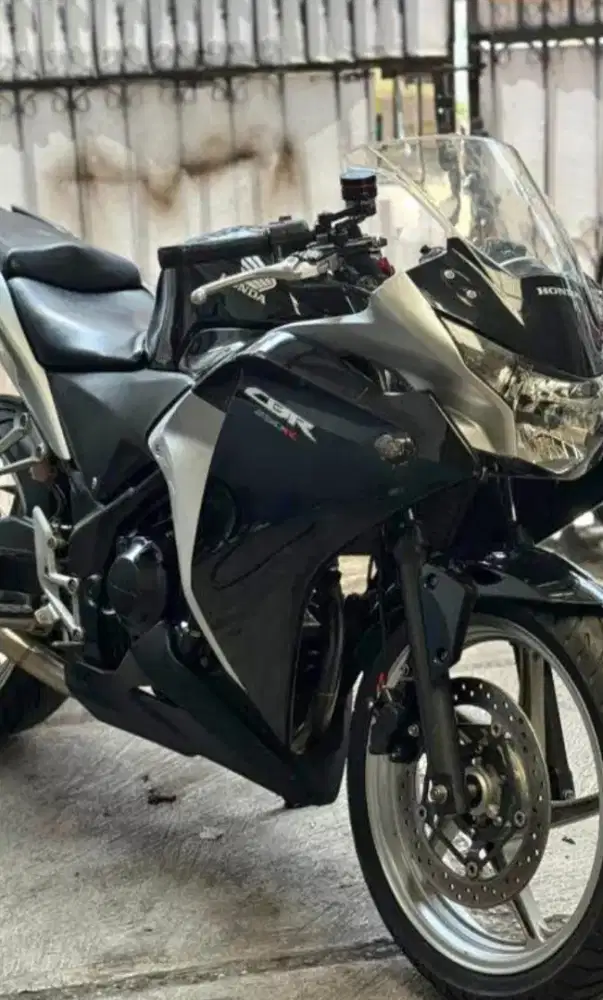 Cbr 250cc 2011 jarang di pakai