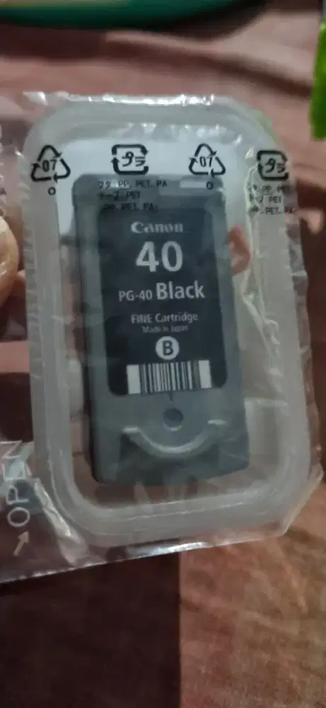 cartridge canon pg 40 black
New segel loosepack