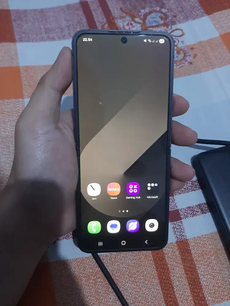 SAMSUNG Z FLIP 6 12/512 Mulus No Minus CC Rendah