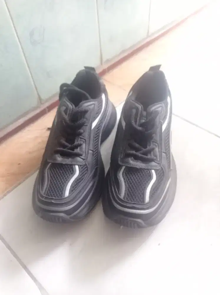 Sepatu baru size 41