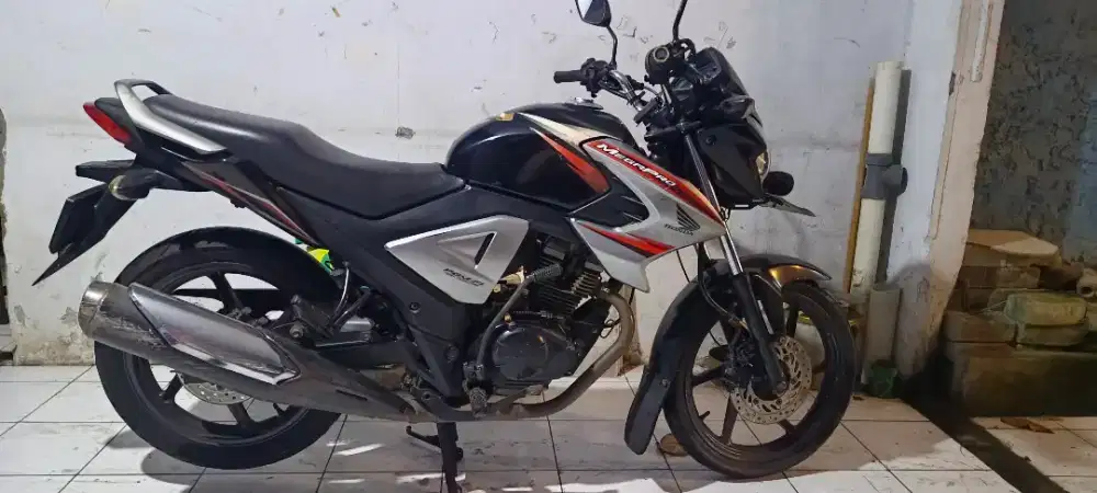Honda Megapro FI mono 2014 last edition