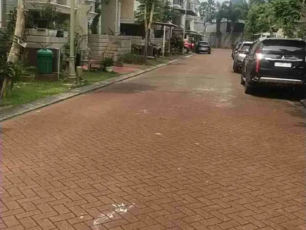 Dijual
Rumah di Cluster Samara