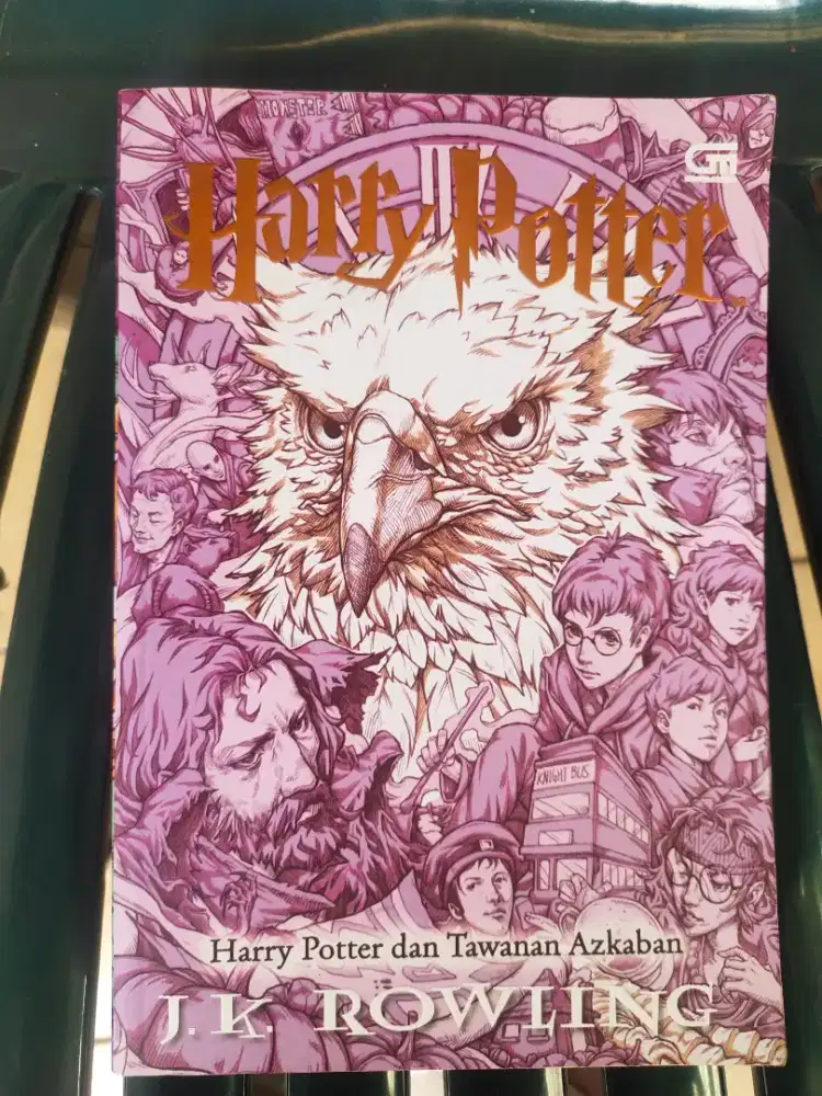 Buku cerita fiksi Harry Potter jilid 3 tawanan azkaban, spesial