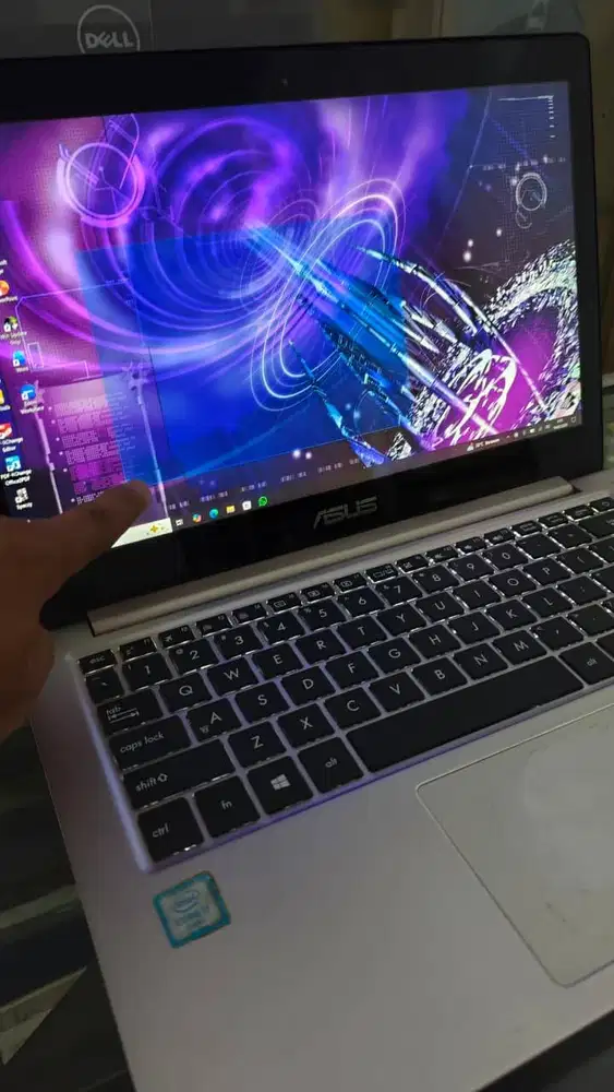 Laptop Asus Zenbook UX303 core i7 ram 8gb Touchscreen dual VGA Nvidia
