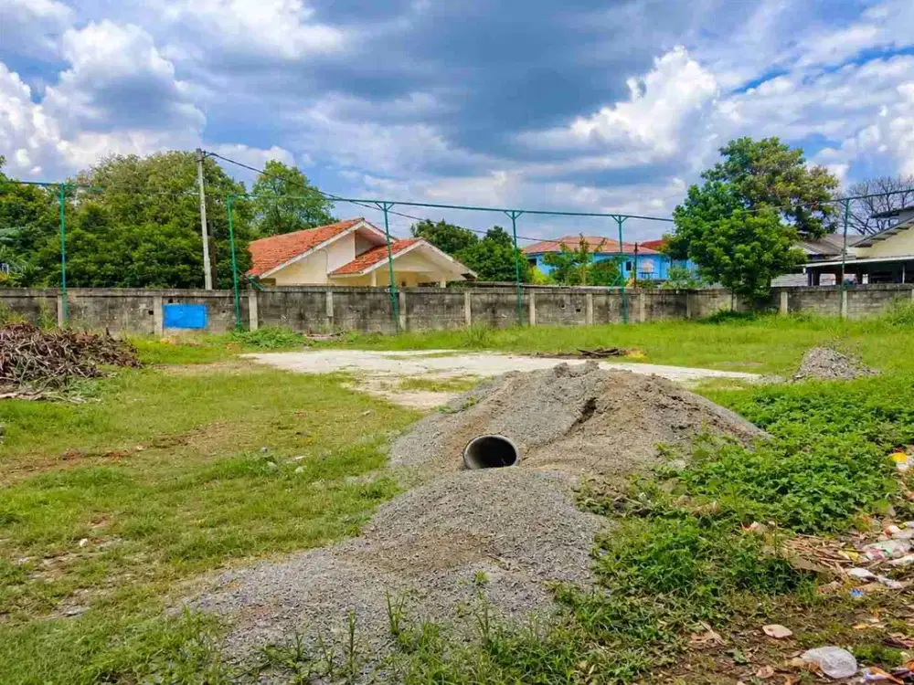 TANAH STRATEGIS
Jl. Mawar, Cimanggis – Depok