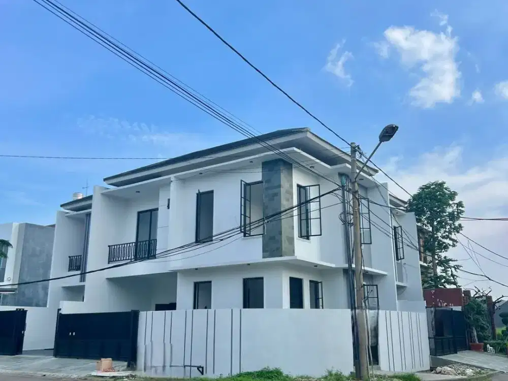 American Style - Rumah hoek Galaxi Bumi Permai Araya tahap 2 di Boulevard