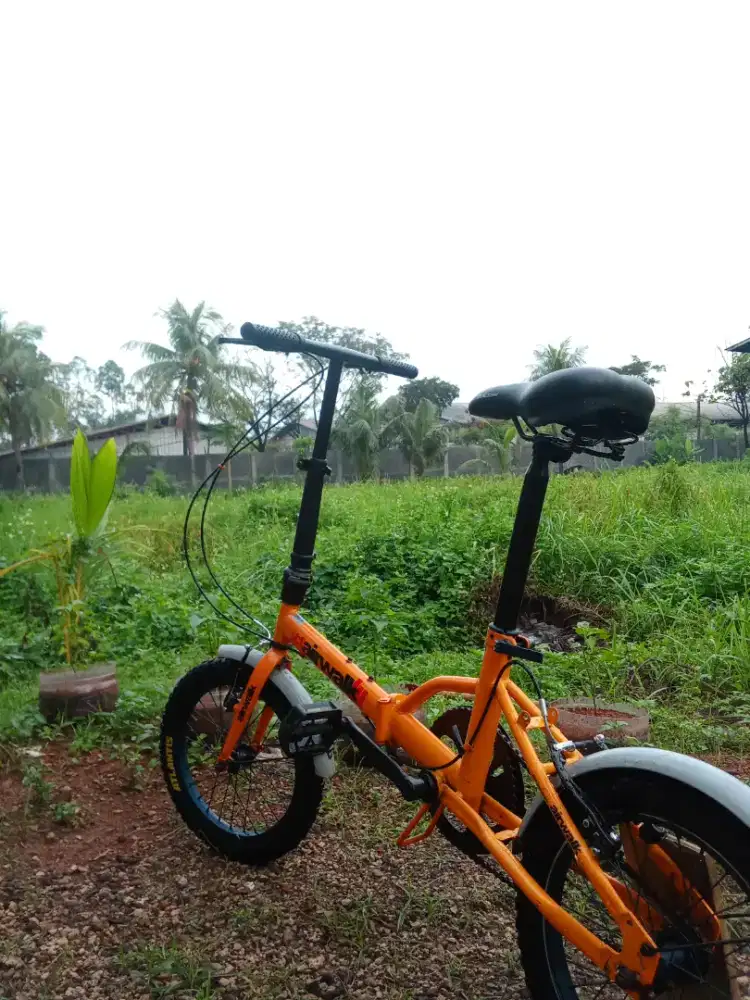 Sepeda lipat air walk