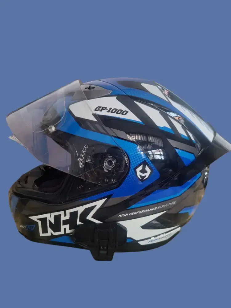 Helm NHK GP 1000