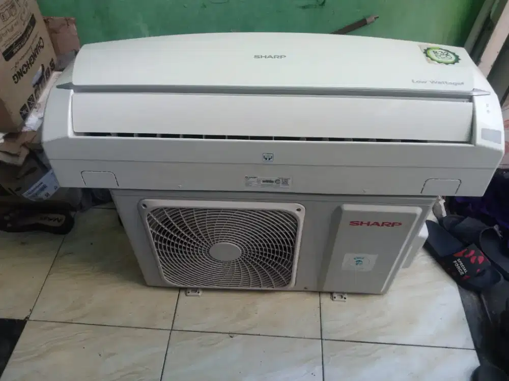 Jual ac sharp1/2 lowwat 360 r 32watt kondisi 95% ori semua