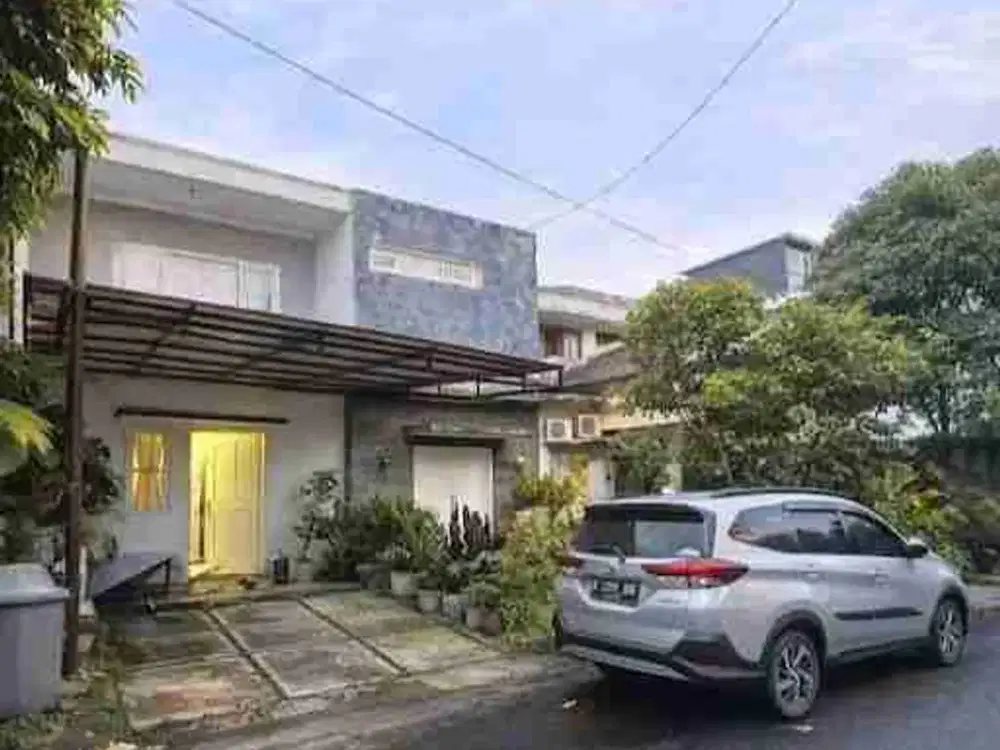 Rumah Mewah 2 Lantai di Sentul City SHM Strategis