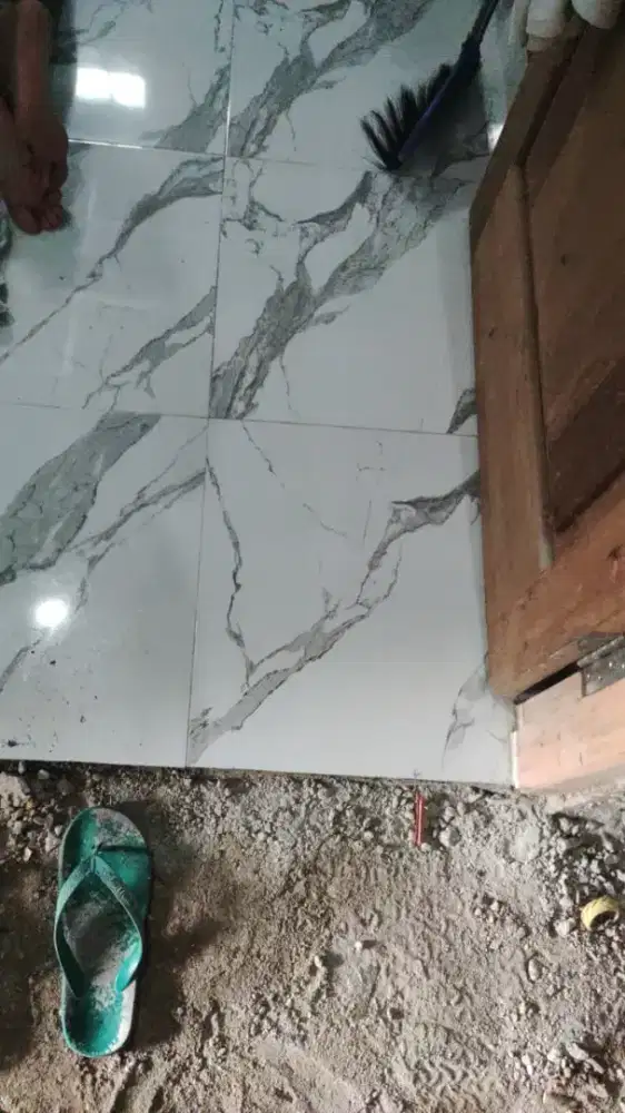 Jual keramik kw1