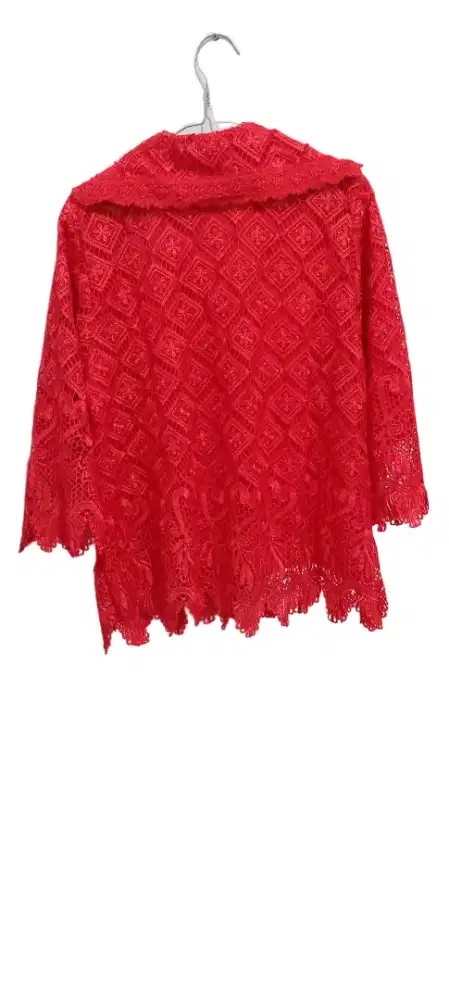 Atasan / blouse merah