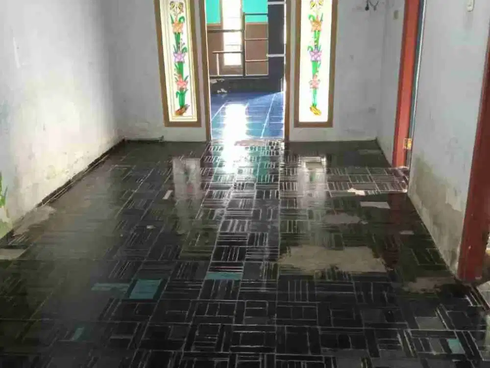 jual murah rumah kampung halaman luas + tanah siap huni di Bangkok gurah Kediri jatim