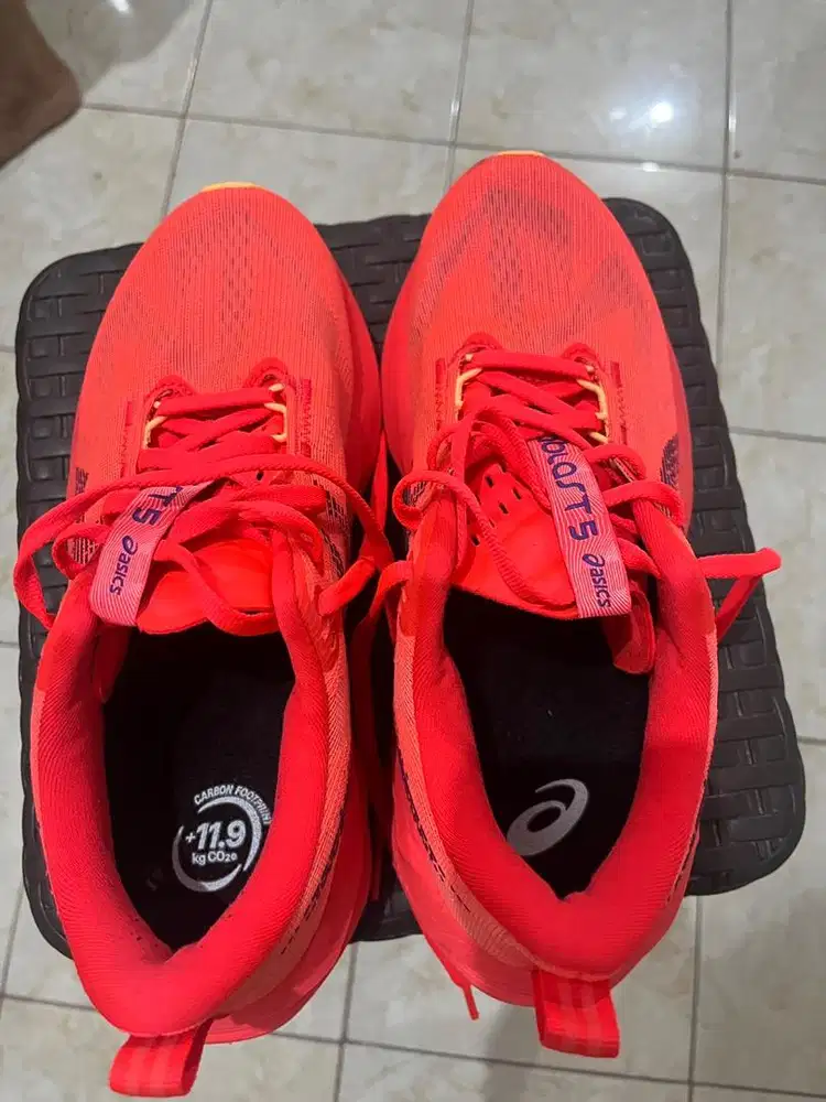 SEPATU SECOND NOVABLAST WOMEN 5