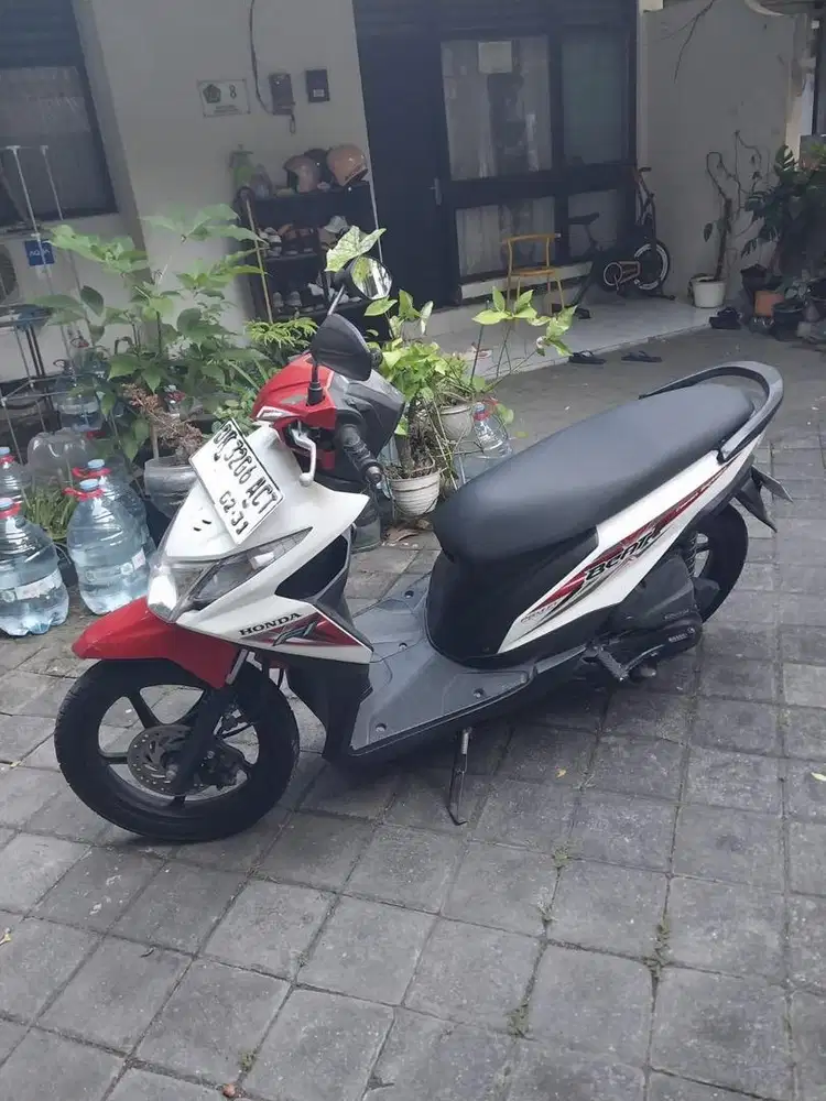 Honda beat di jual