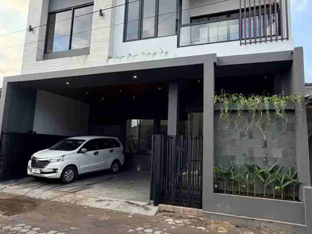 RUMAH BARU MODERN 2 LANTAI KONTEMPORER DI AREA PERUMAHAN JALAN KALIURANG KM. 6 DEKAT KAMPUS UGM