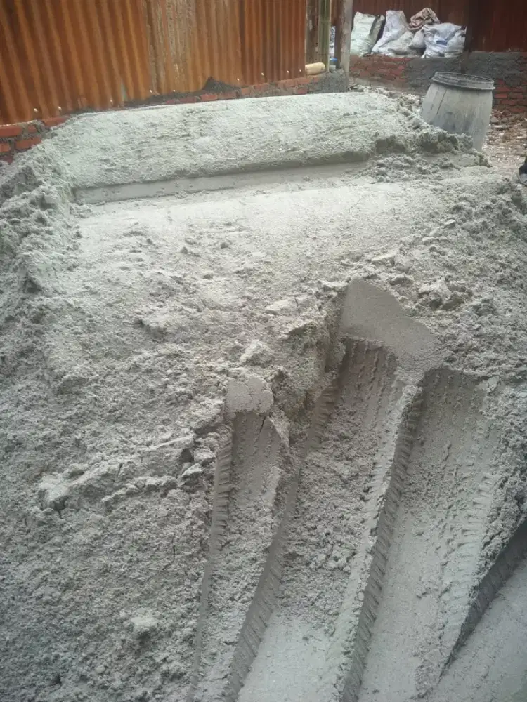 Supplier Material Bangunan:-PASIR-BATU KALI-SPLITE-BESI BETON-BONDECK