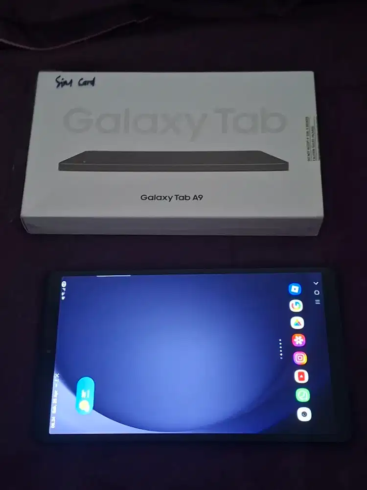 Tab samsung a9 ram 4+64 gb LTE (simcard) 
like New
Full set