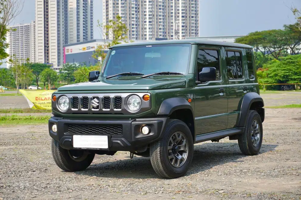 Suzuki Jimny 5-Doors  SUV 4X4 2023 / 2024 Hijau Langka Antik Super Buy