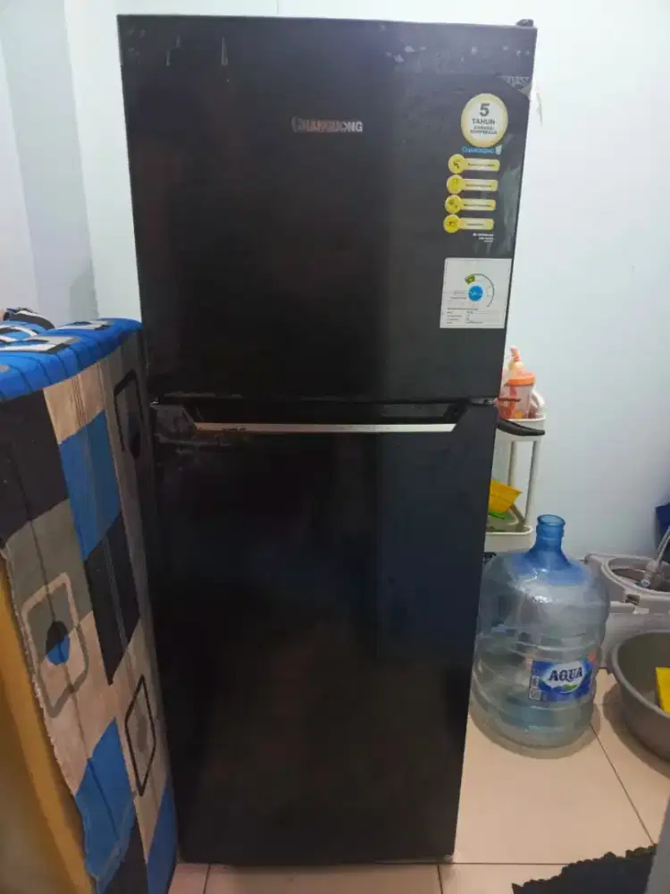 Kulkas Second 2 Pintu Merk Changhong