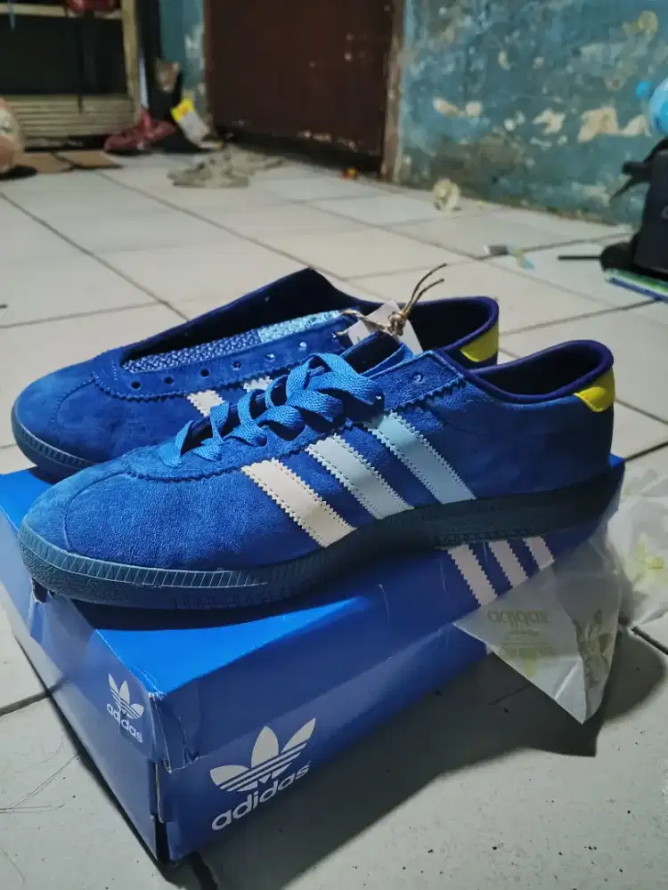Adidas Amsterdam