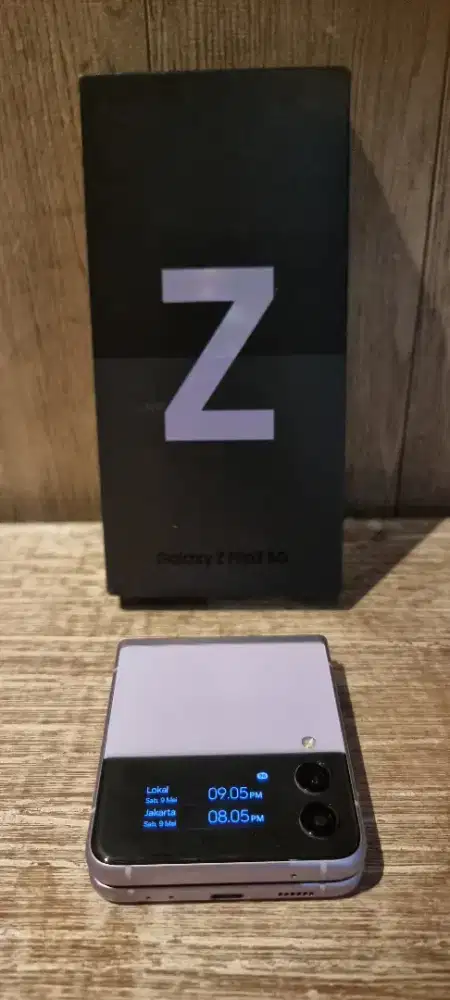 SAMSUNG GALAXY Z FLIP 3 (5G) 8/128 SECOND/BEKAS/PRELOVED